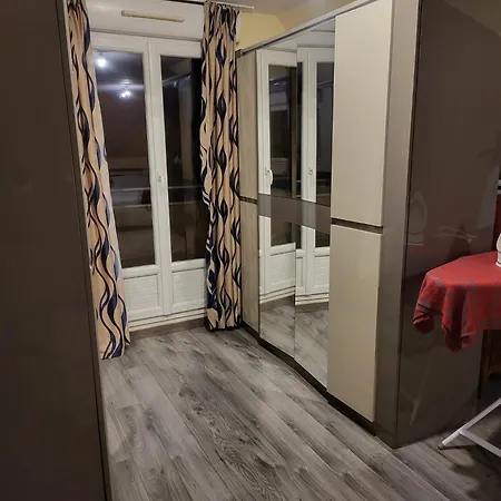 Maison Familiale Avec Jardin Proche Rouen&zénith *