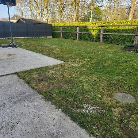 Maison Familiale Avec Jardin Proche & Zenith Ferienhaus Rouen